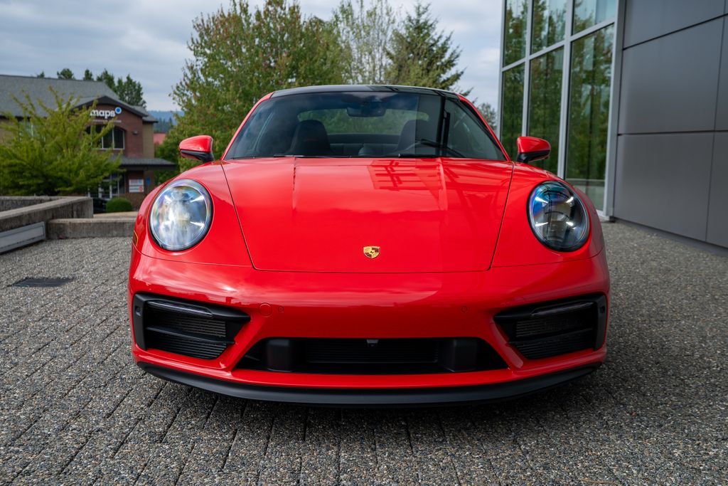 2023 Porsche 911 4 GTS photo 3