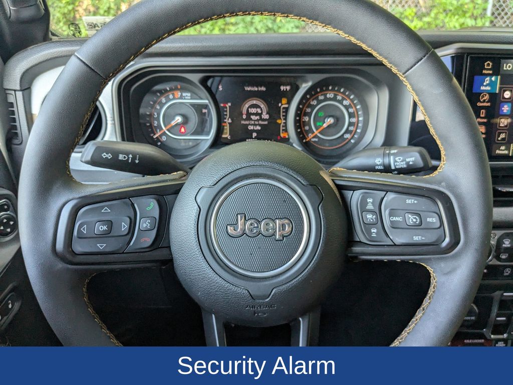 2024 Jeep Gladiator Willys photo 23