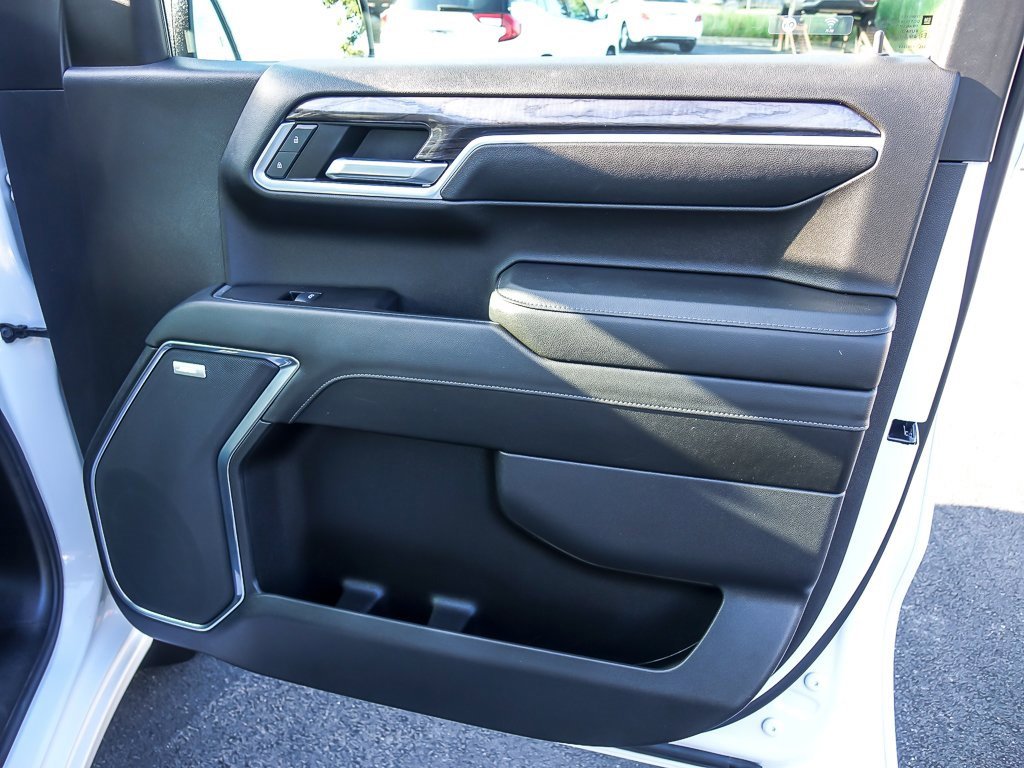 2024 CHEVROLET SILVERADO - Image 32