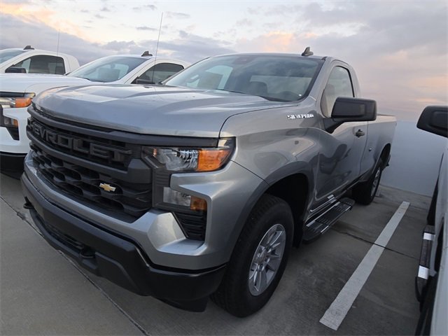 2025 Chevrolet Silverado 1500 photo 4
