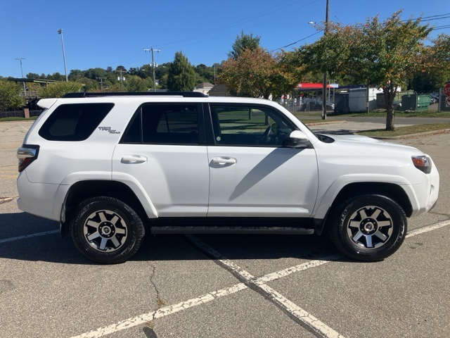 2024 Toyota 4Runner TRD Off-Road photo 4