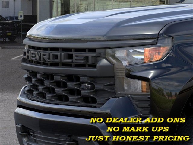 2026 Chevrolet Silverado Custom photo 13