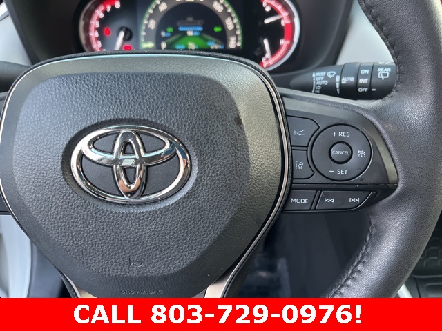 2023 Toyota RAV4 XLE photo 18