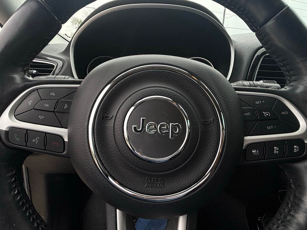 2021 Jeep Compass Altitude photo 15