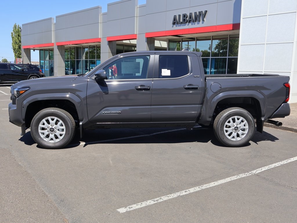 2025 Toyota Tacoma SR5 4x4 Double Cab photo 3