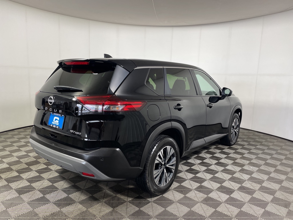 2023 Nissan Rogue SV photo 4