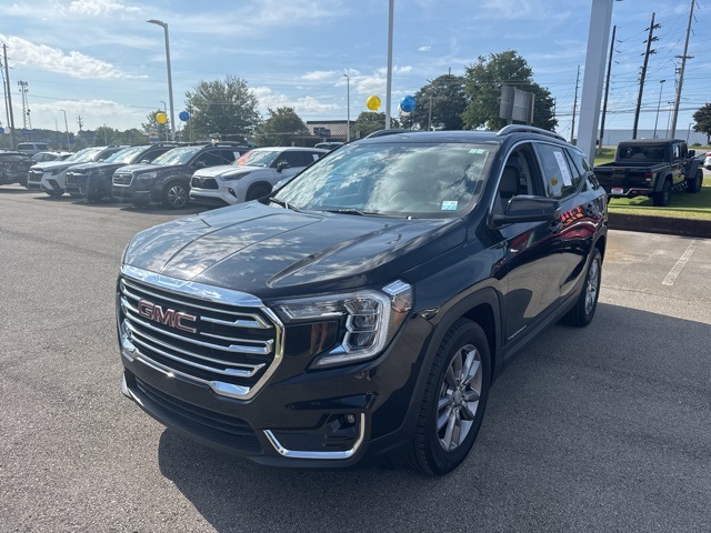 2024 Gmc Terrain SLT photo 2