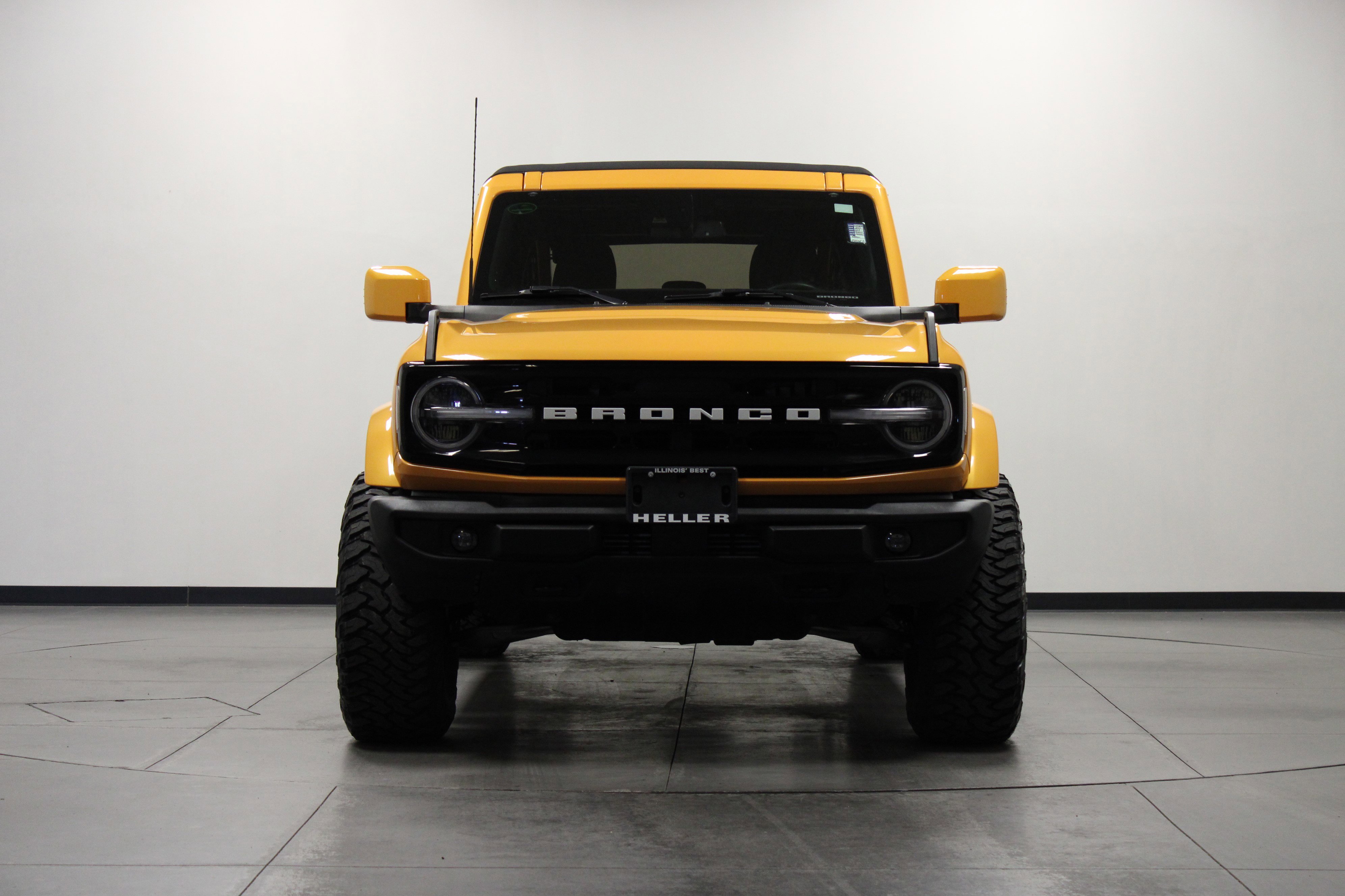 2022 Ford Bronco Outer Banks photo 6