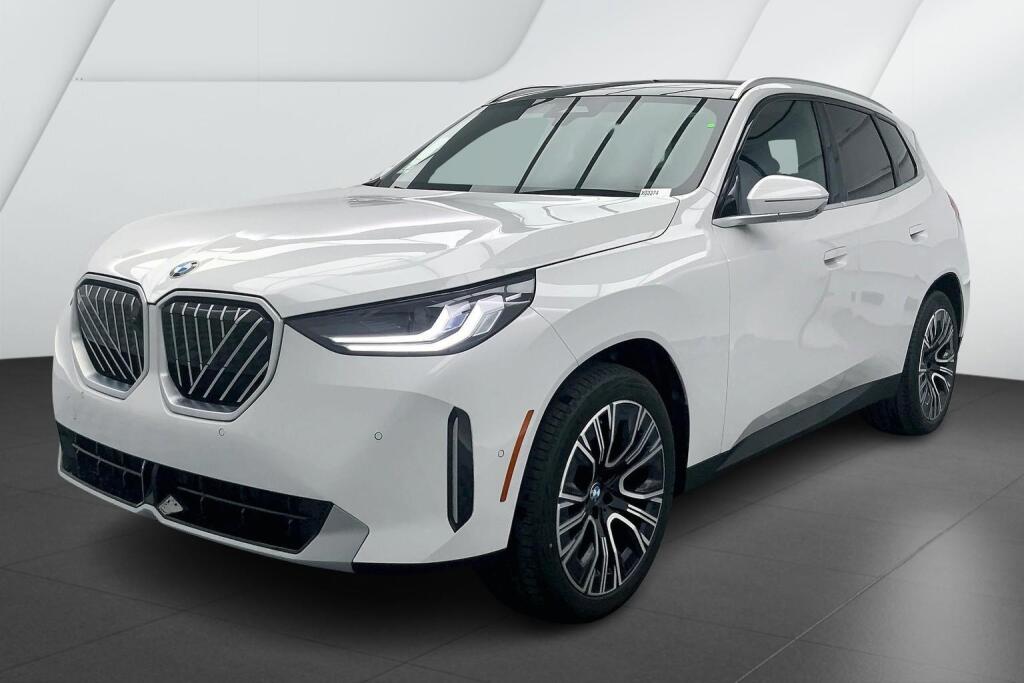 2025 BMW X3 30's photo