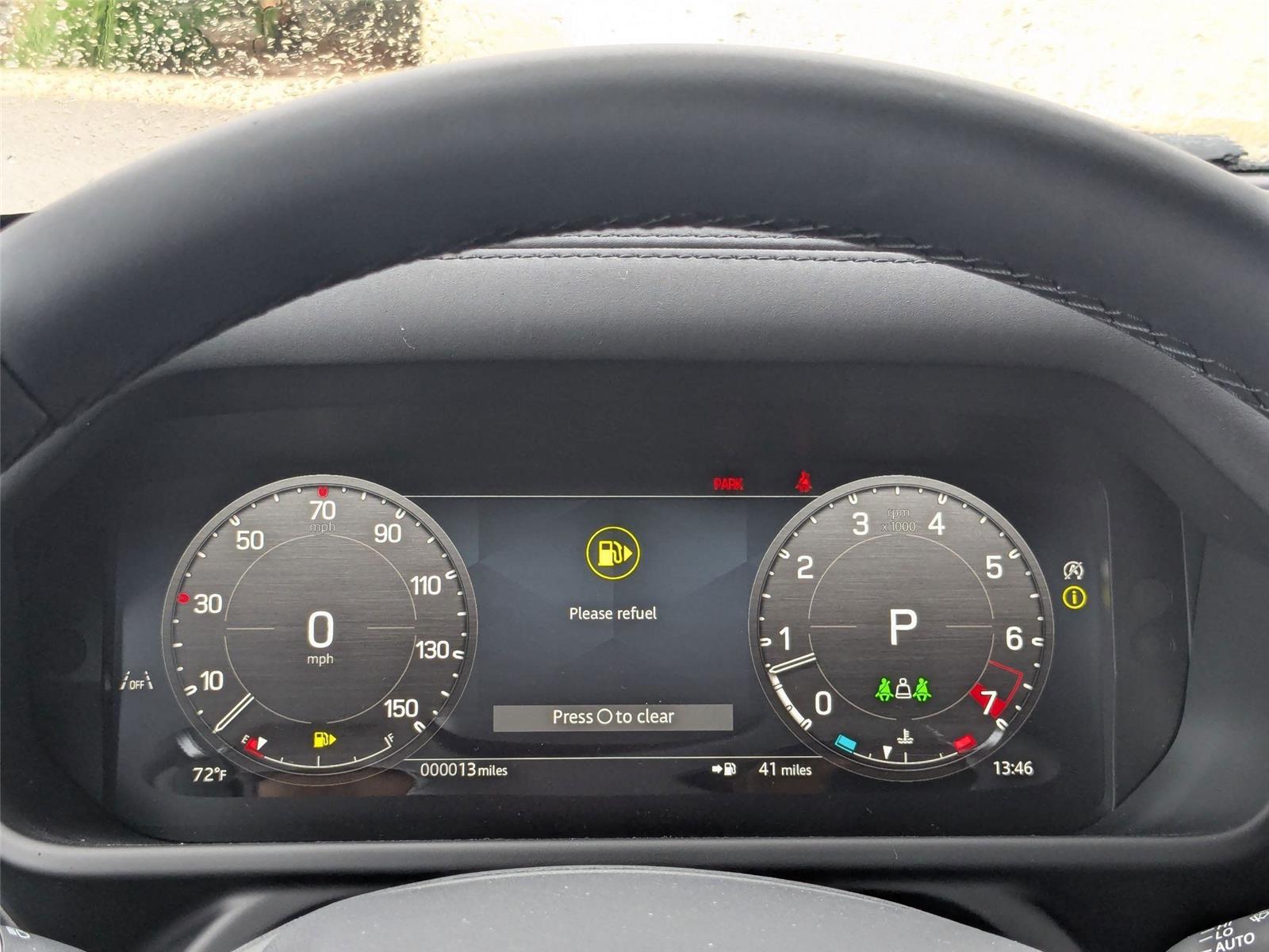 2026 Land Rover Defender 110 S photo 7