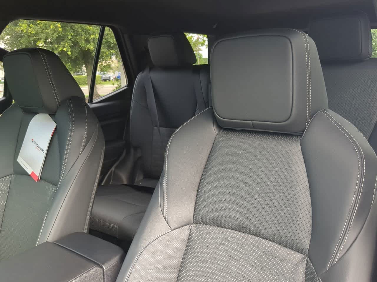2025 Toyota 4Runner TRD Sport Premium photo 8