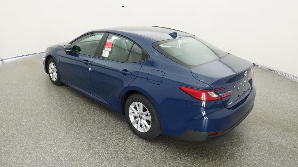 2026 Toyota Camry LE photo 13
