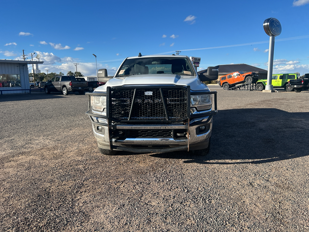 2023 Ram 3500 Tradesman photo 2