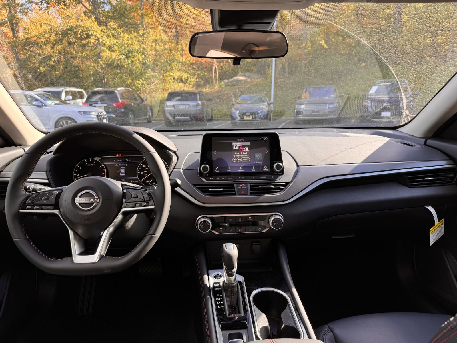 2025 Nissan Altima SR photo 6