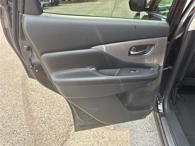 2023 Nissan Murano SV photo 14