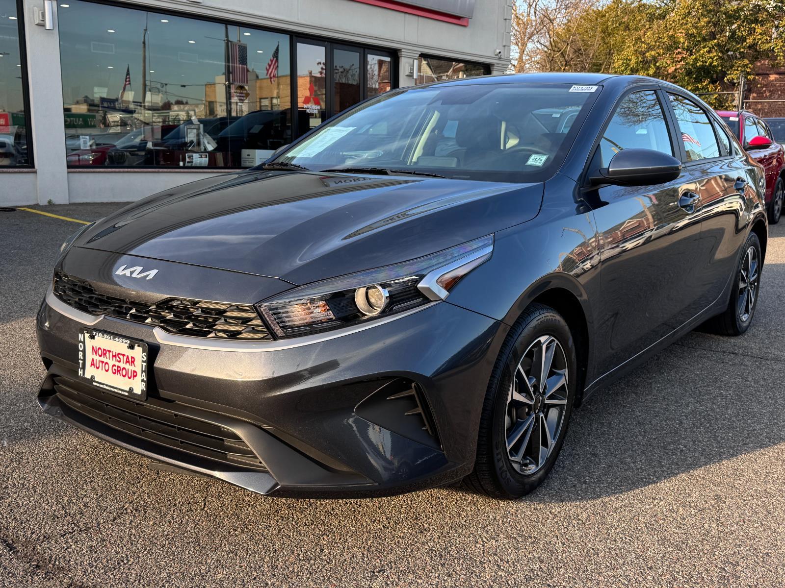 2023 Kia Forte LXS's photo