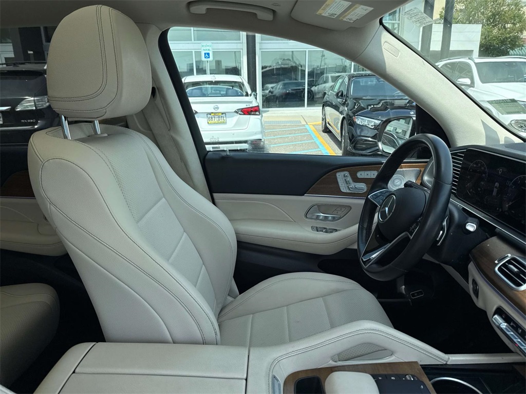 2024 Mercedes Benz GLE 450 4MATIC photo 9