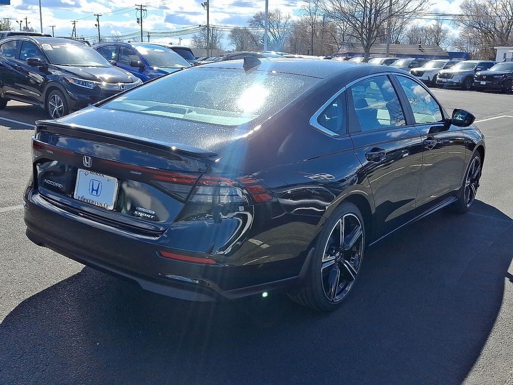 2025 Honda Accord Hybrid Sport photo 4