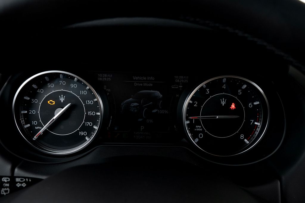 2022 Maserati Levante GT photo 32