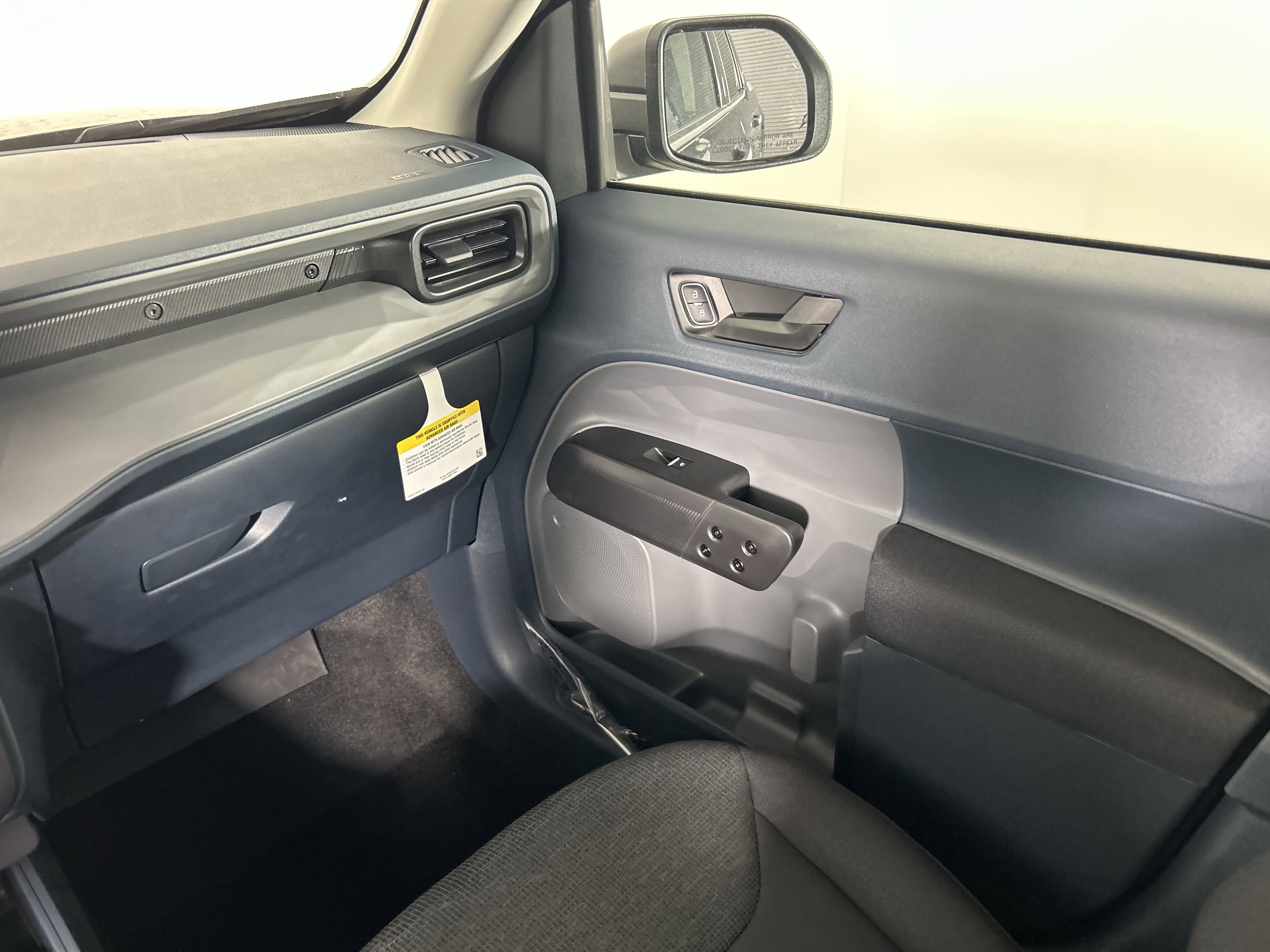 2025 Ford Maverick XL photo 14