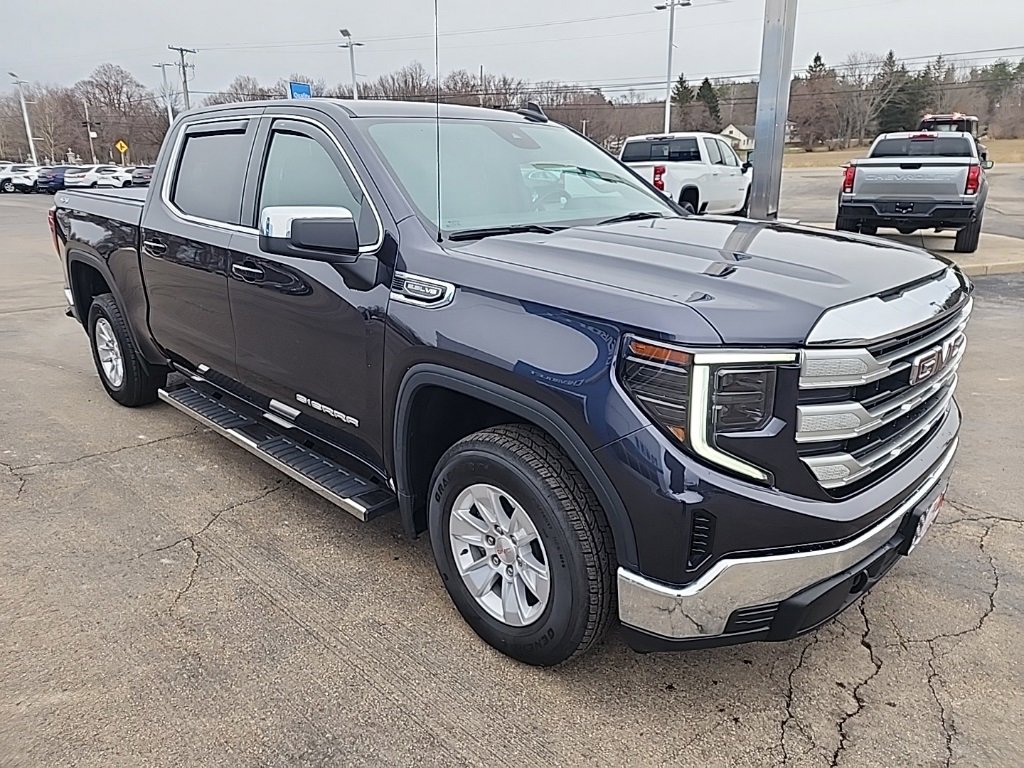 2022 GMC Sierra 1500 SLE's photo
