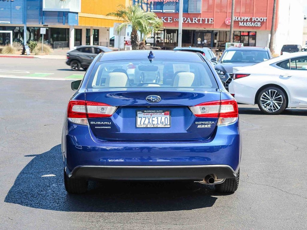 2017 Subaru Impreza 2.0i Premium photo 7