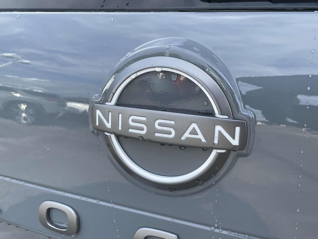 2026 Nissan Rogue SV photo 3