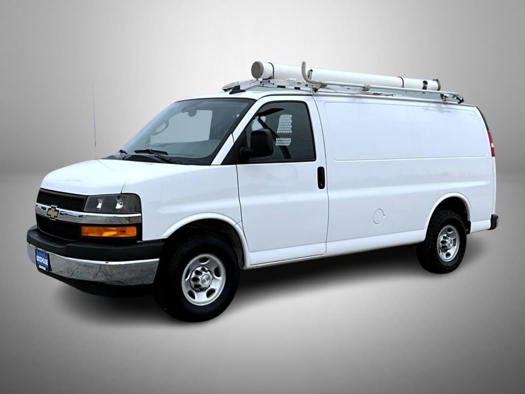 2022 Chevrolet Express Cargo Work Van's photo