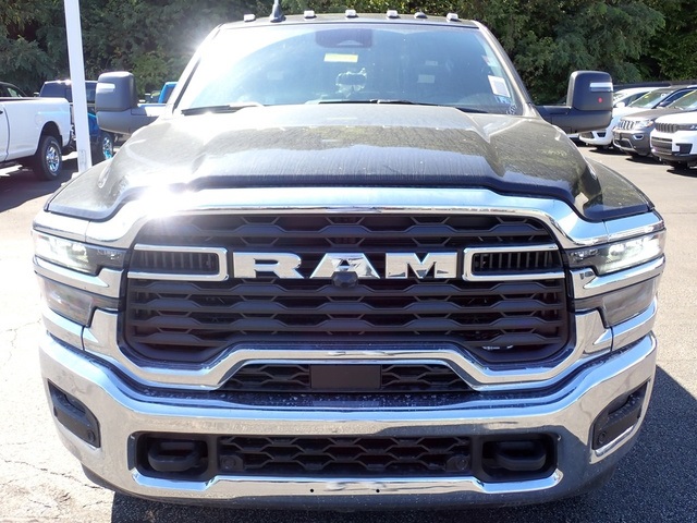 2025 Ram 2500 Tradesman photo 9