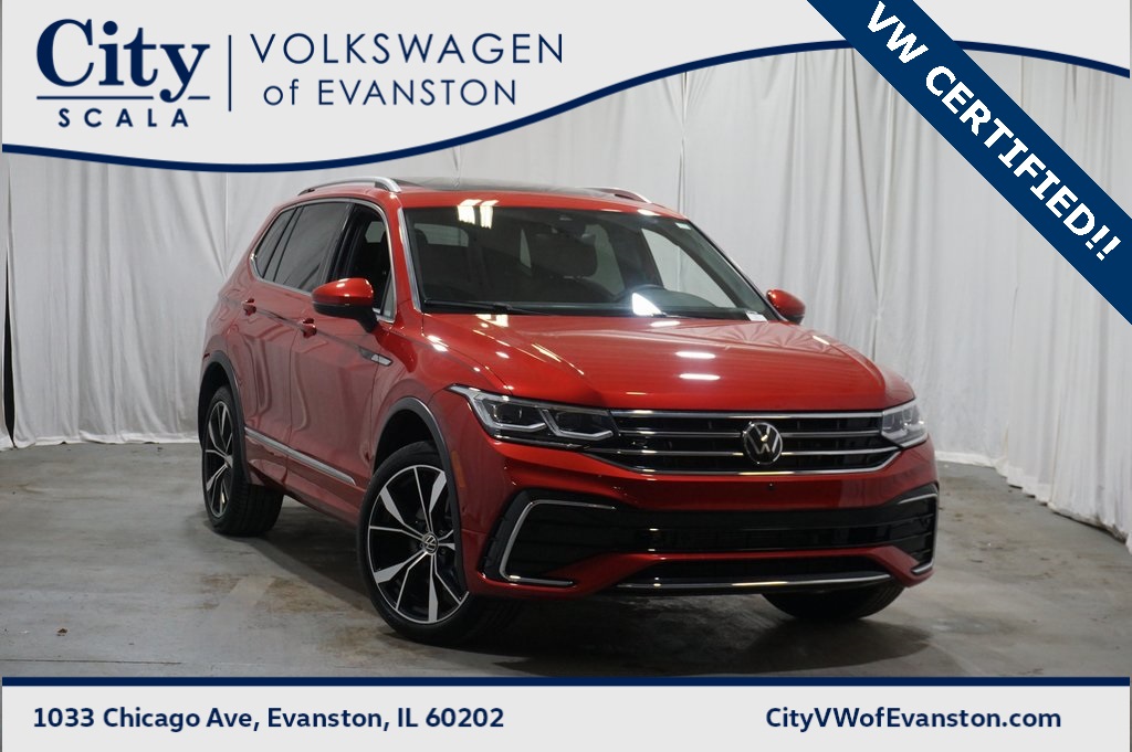 2024 Volkswagen Tiguan SEL R-LINE's photo