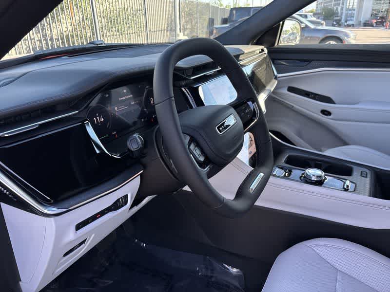 2025 Jeep Wagoneer S Limited photo 10