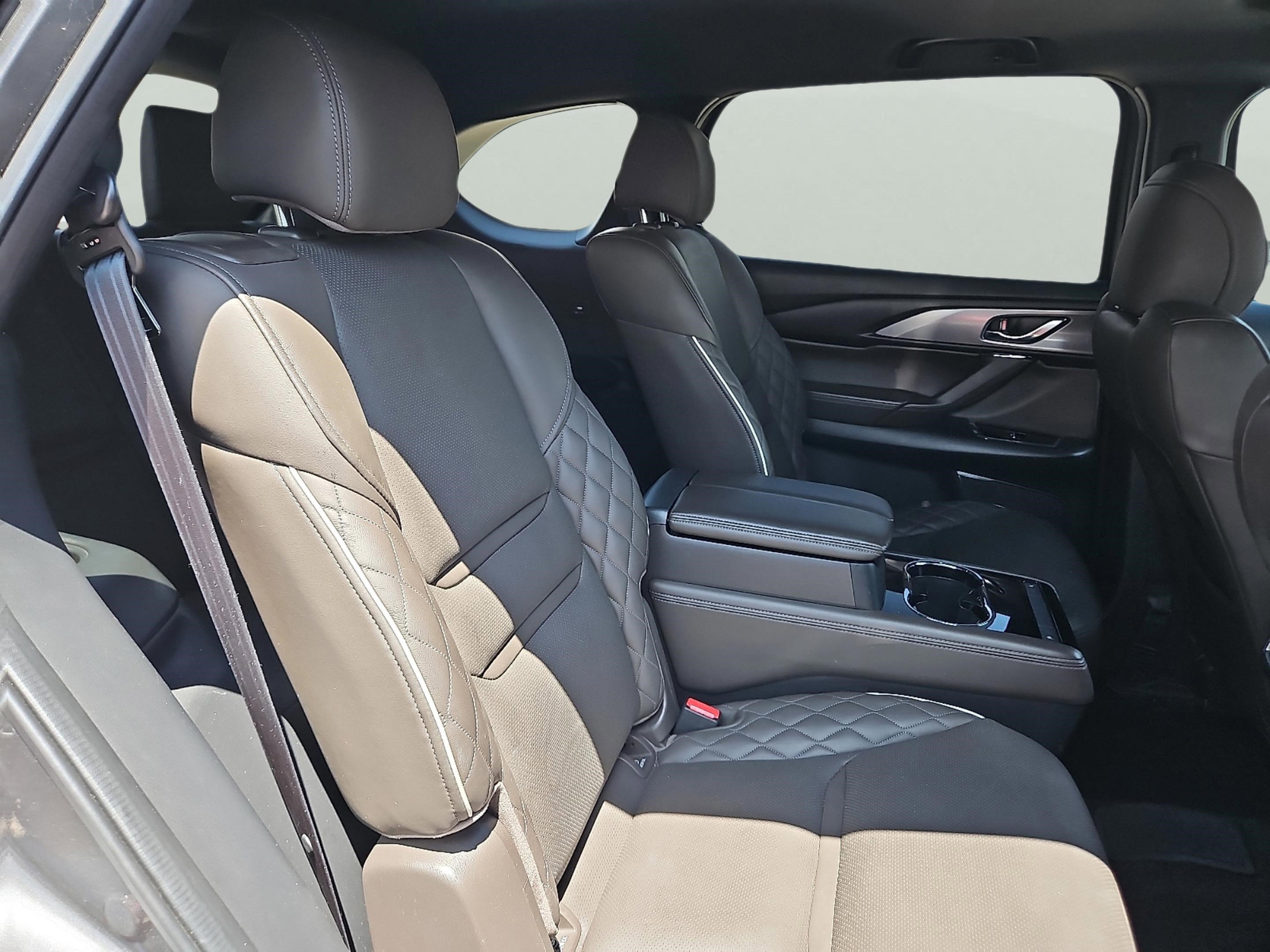 2021 Mazda CX-9 Signature photo 10