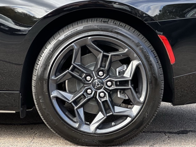 2025 Dodge Charger R/T photo 27