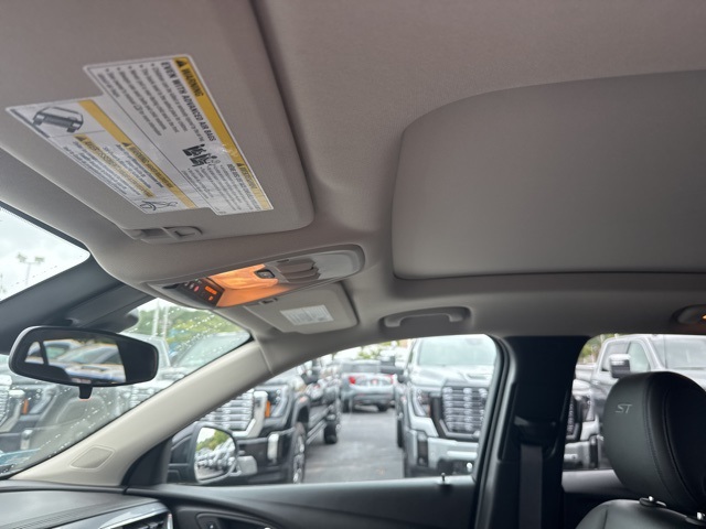 2025 Buick Encore GX Sport Touring photo 21