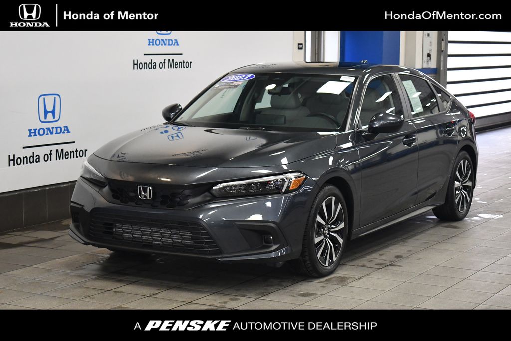 2023 Honda Civic Hatchback EX-L's photo