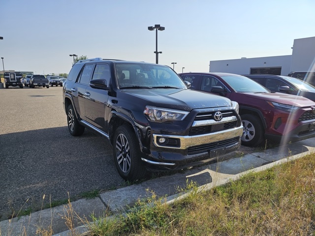 2024 Toyota 4Runner Limited photo 2