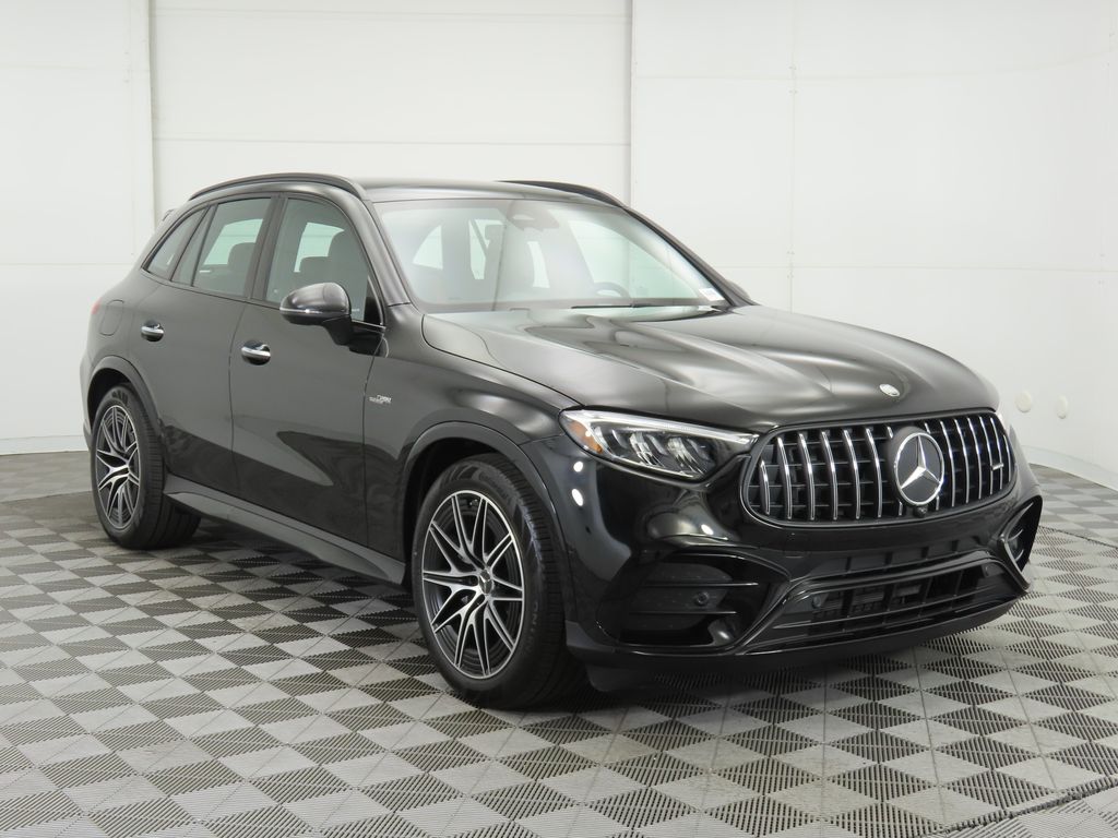 2025 Mercedes Benz GLC 43 AMG 4MATIC photo 2