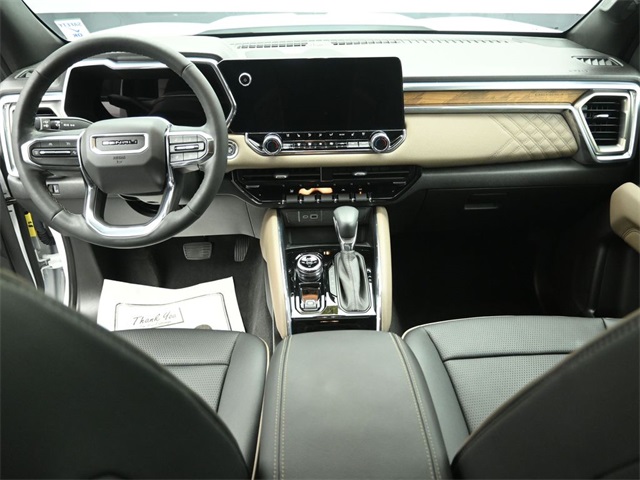 2023 GMC CANYON - Image 23