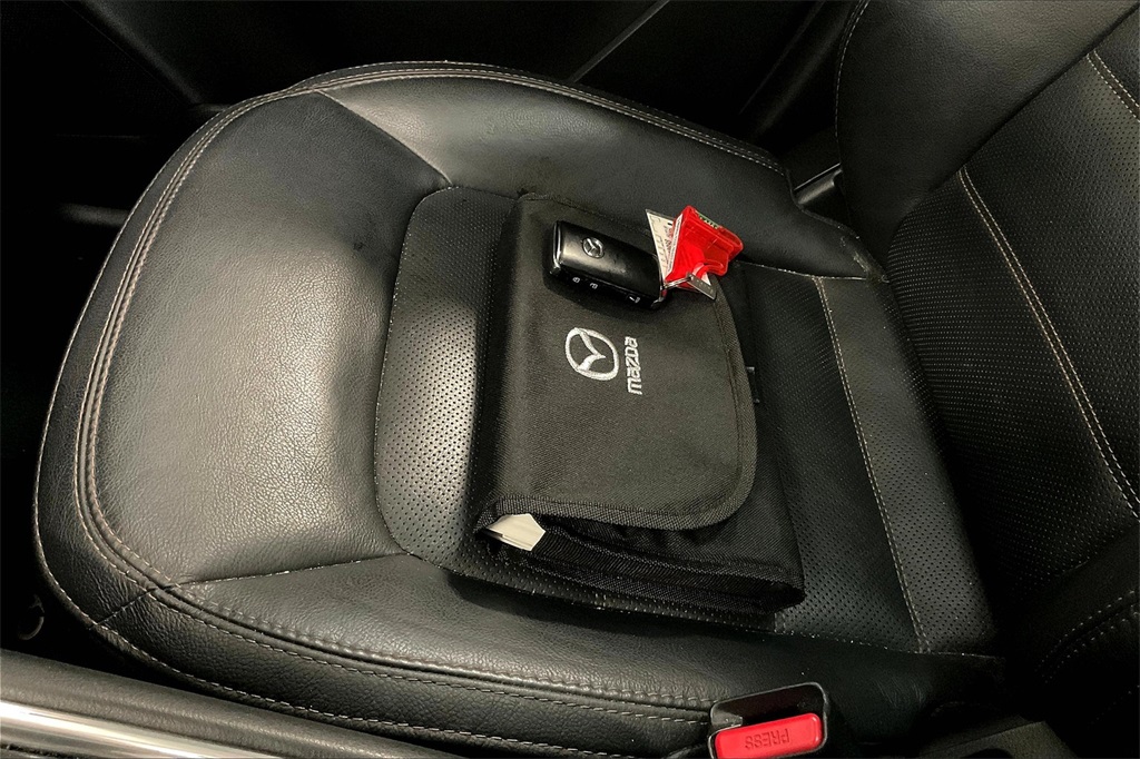 2022 Mazda CX-5 2.5 S Premium photo 10