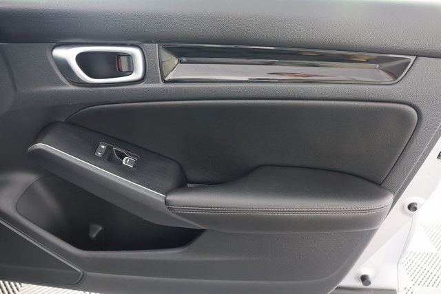 2024 Honda Civic Touring photo 27