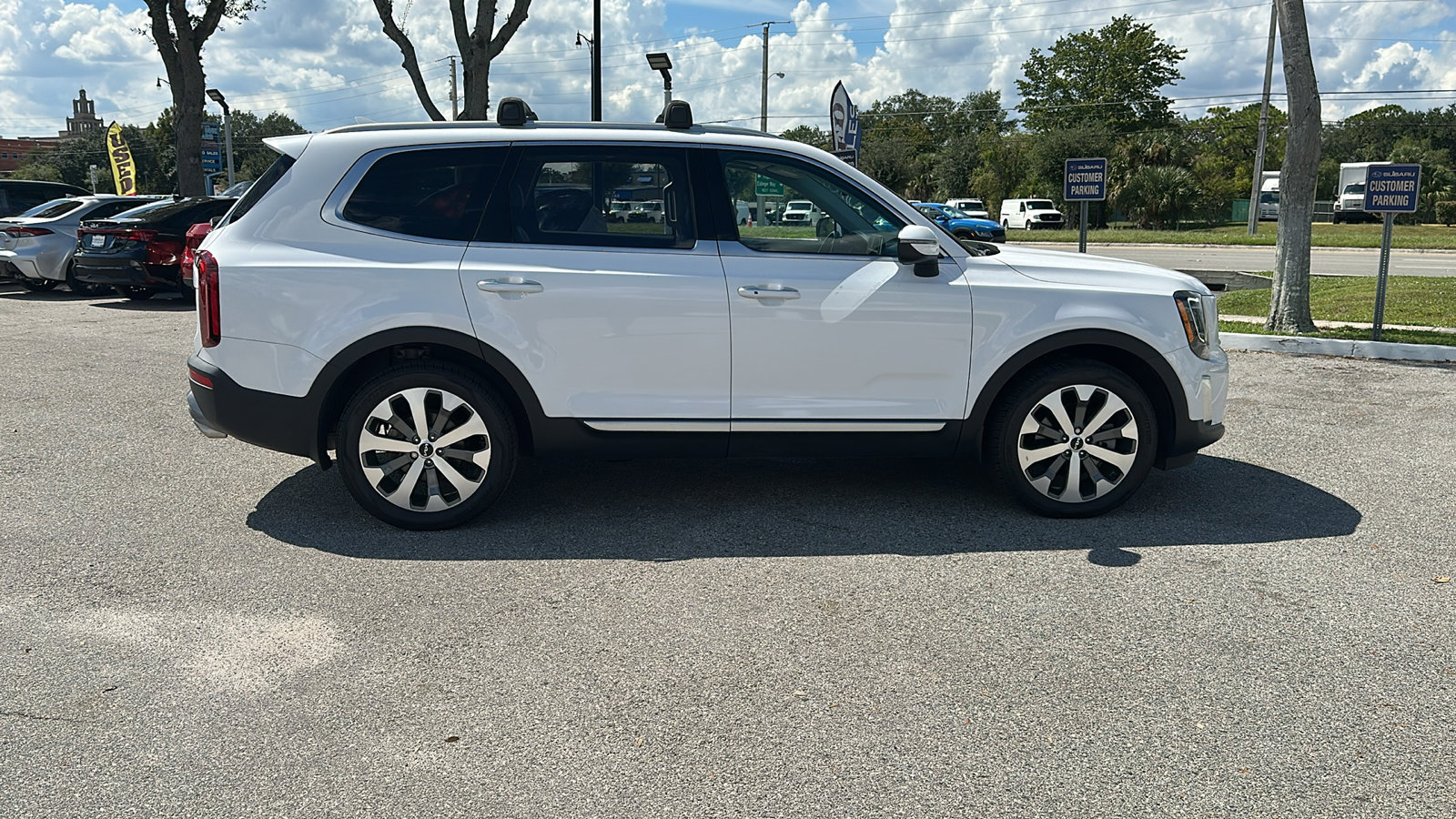 2022 Kia Telluride S photo 25