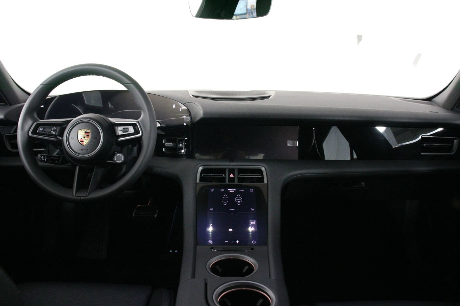 2025 Porsche Taycan photo 11