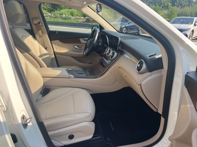 2021 Mercedes Benz GLC 300 4MATIC photo 25