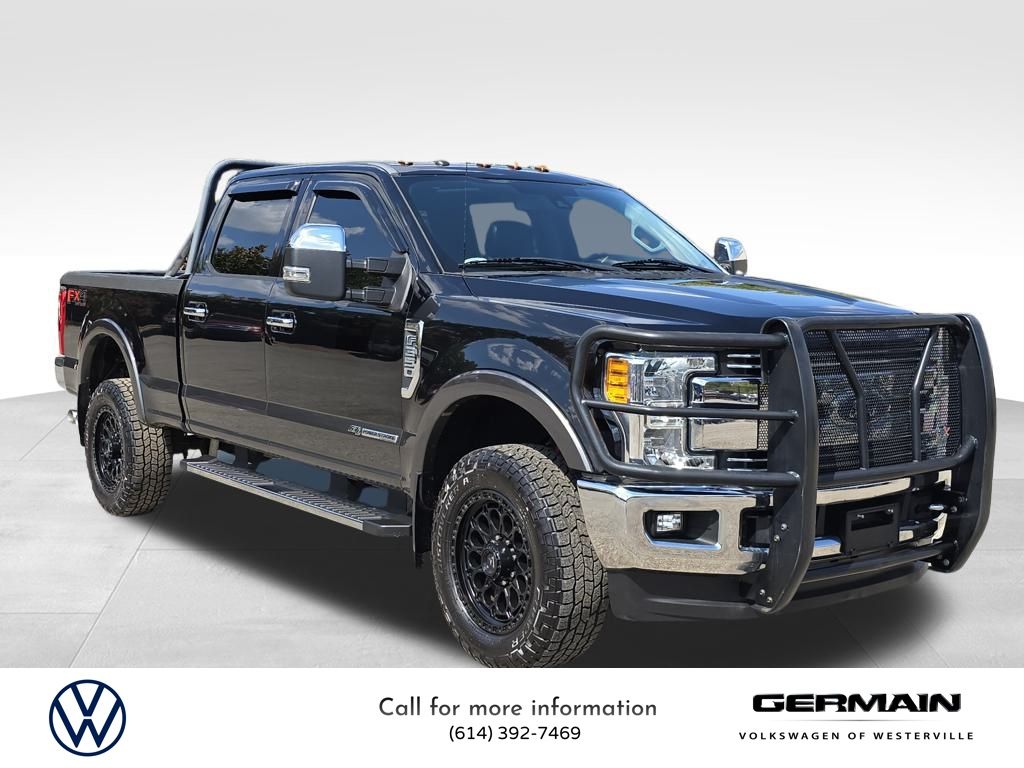 2017 Ford F-350 Lariat photo 3