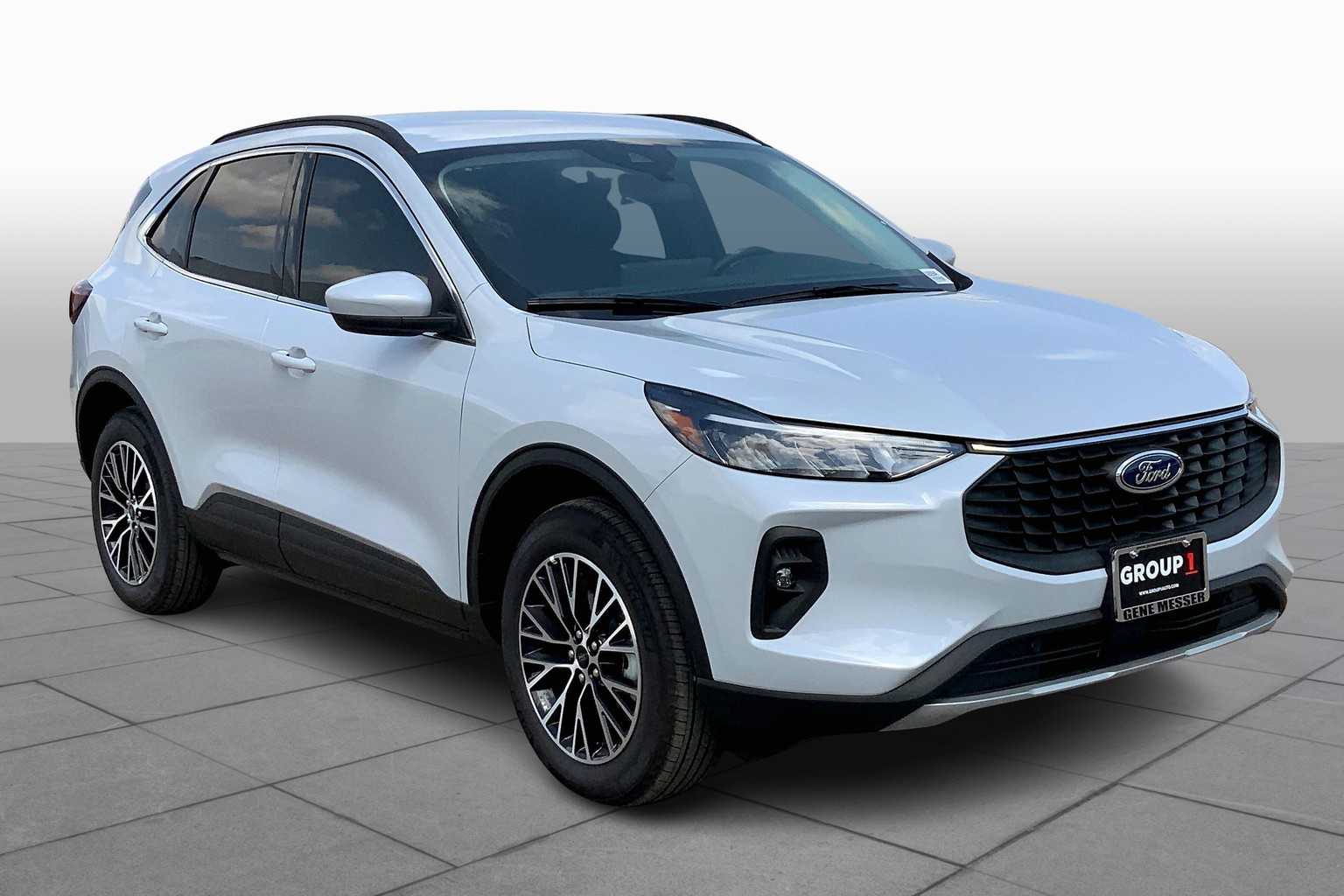 2025 Ford Escape Plug-In Hybrid photo 2