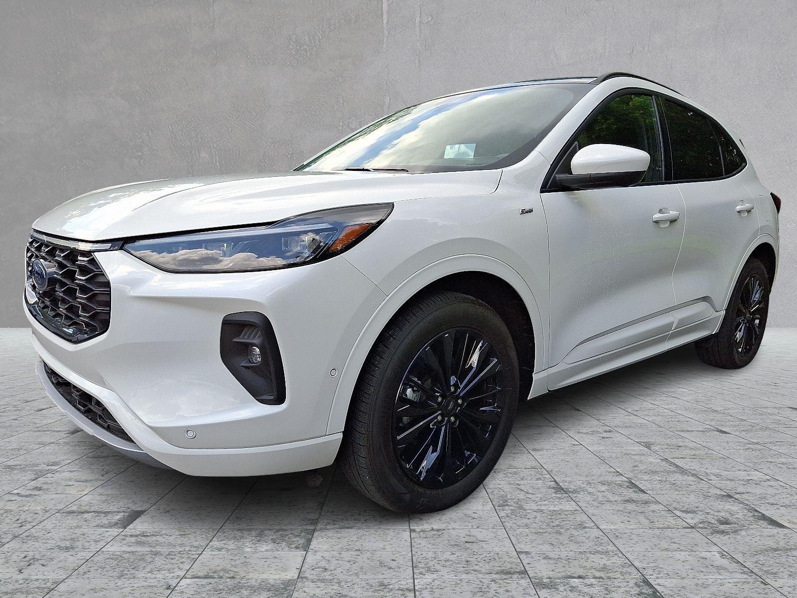 2024 Ford Escape ST-Line Elite photo 3
