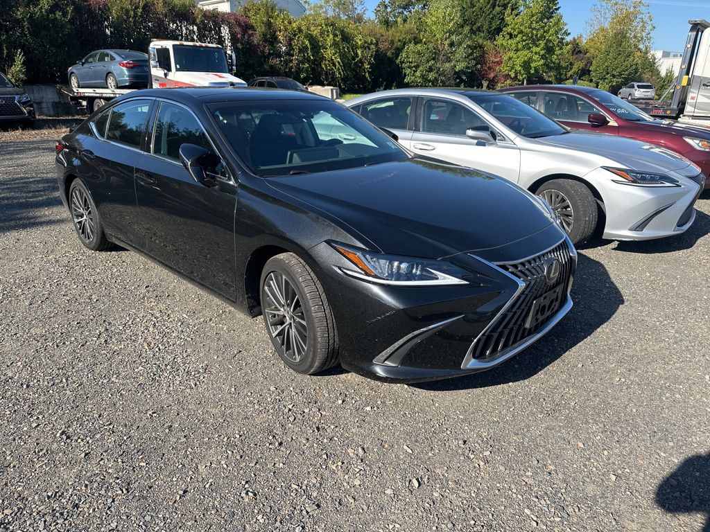 2022 Lexus ES 350 photo 8