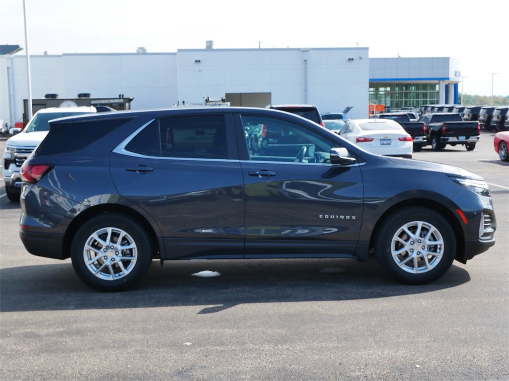 2022 Chevrolet Equinox LT photo 7
