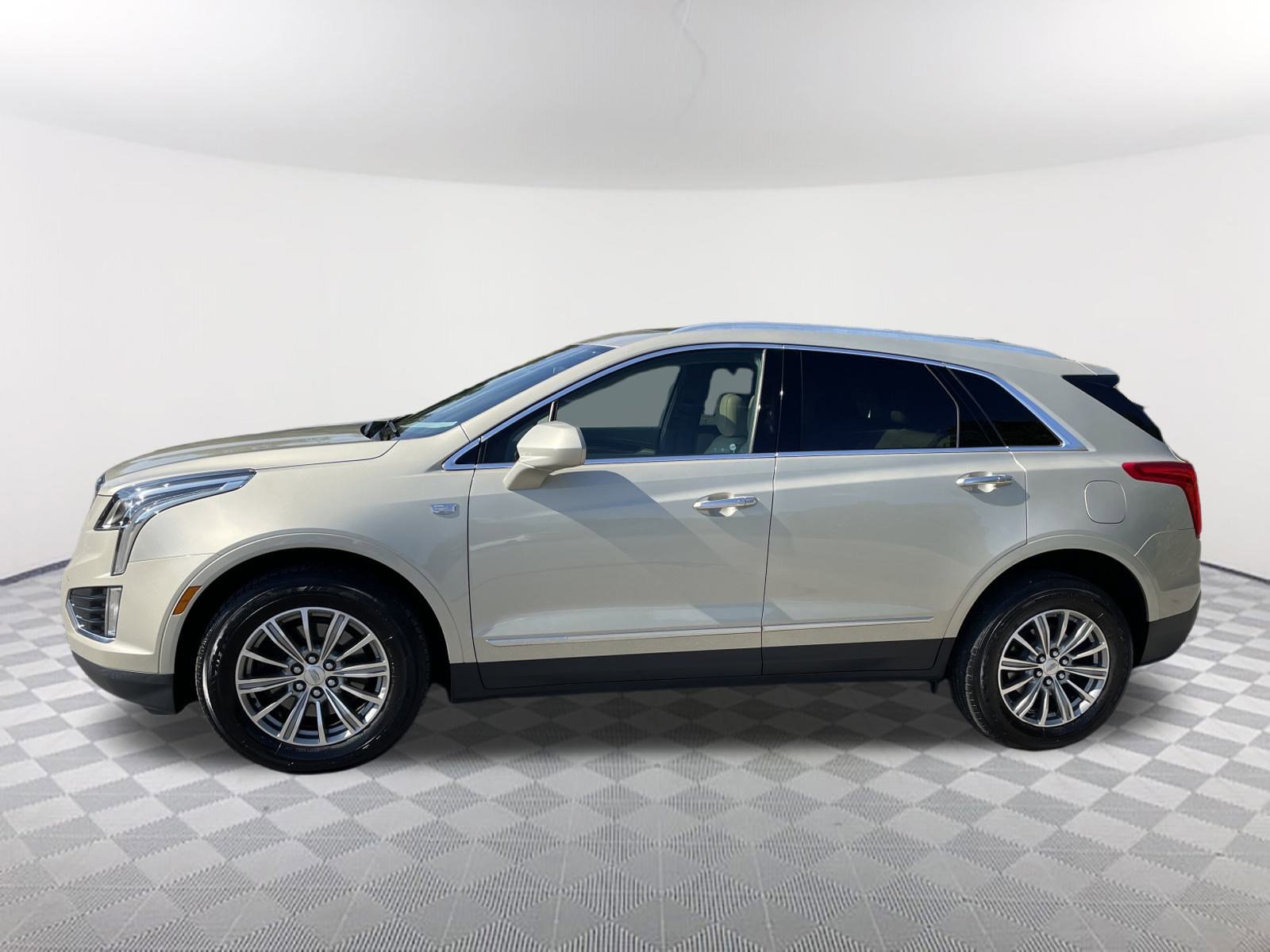 Used 2017 Cadillac XT5 Luxury with VIN 1GYKNBRS1HZ101849 for sale in Athens, GA
