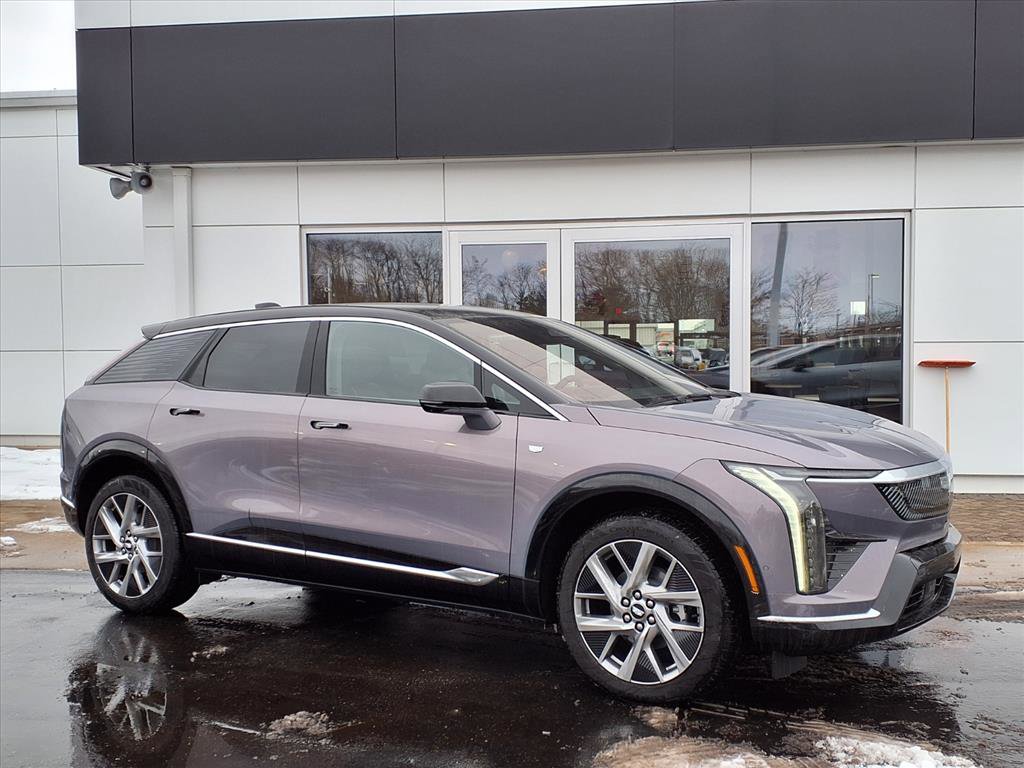 2026 Cadillac OPTIQ Premium Luxury's photo